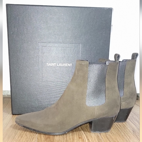 🌟MAKE an OFFER🌟 STUNNING Olive Green EUC Chelsea bootie 38 - Picture 5 of 5